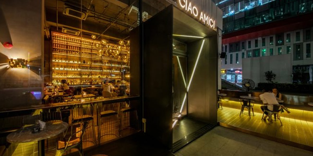 amici bar nightlife in egypt from instaglobalvisa