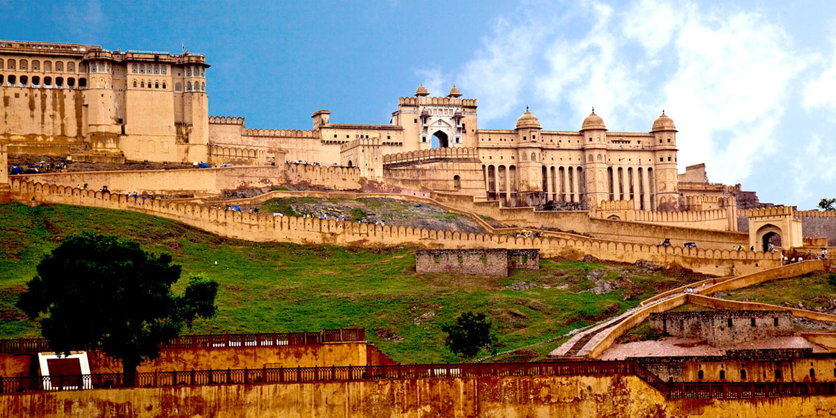 amer fort in jaipur india