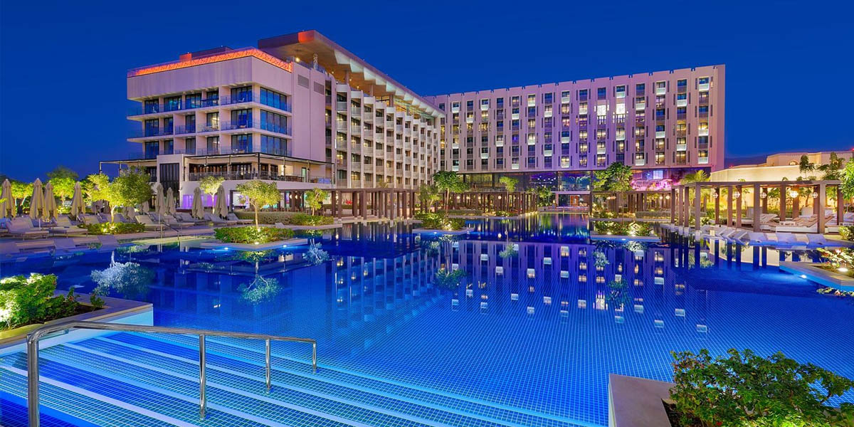 w muscat luxurious hotel in oman from instaglobalvisa